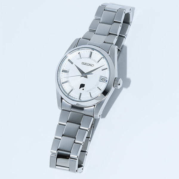 Perfume Closet Watch