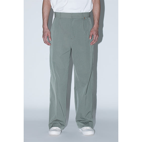 Side Pleats Pants Inspired by Moon / Charcoal