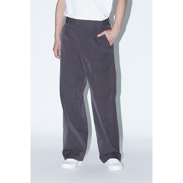 Side Pleats Pants Inspired by Moon / Charcoal