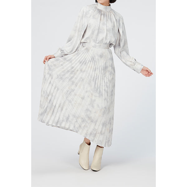 Pleats Skirt / Inspired by Flow / Gray