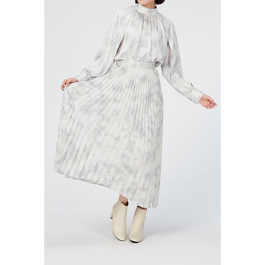 Pleats Skirt / Inspired by Flow / Gray