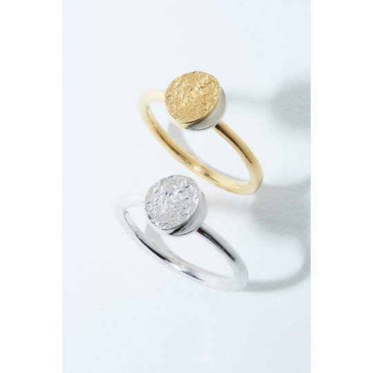 Moon Shape by 2005 09 21 Pinky Ring / Mix