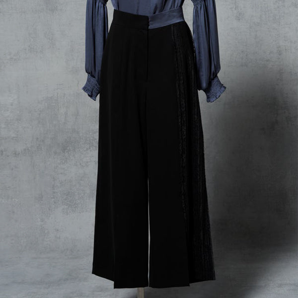 LACE PLEAT COMBINATION WIDE PANTS