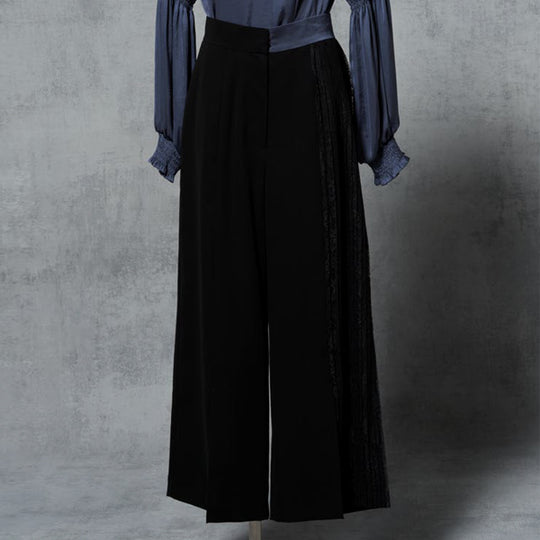LACE PLEAT COMBINATION WIDE PANTS
