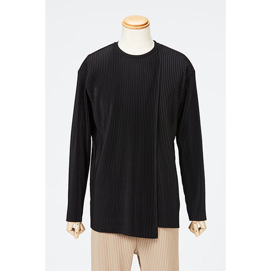 Layered Pleats Pullover / Black