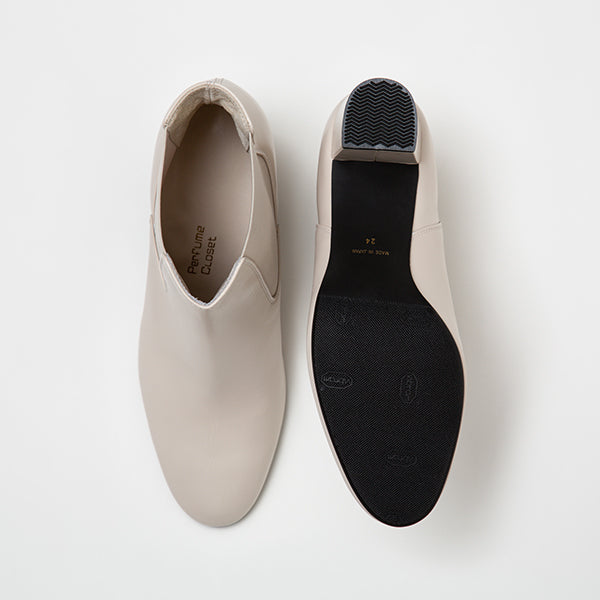 Perfume Short Boots/Off-White