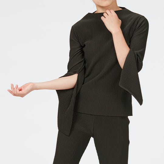Flare Sleeve Pleats Tops / Black